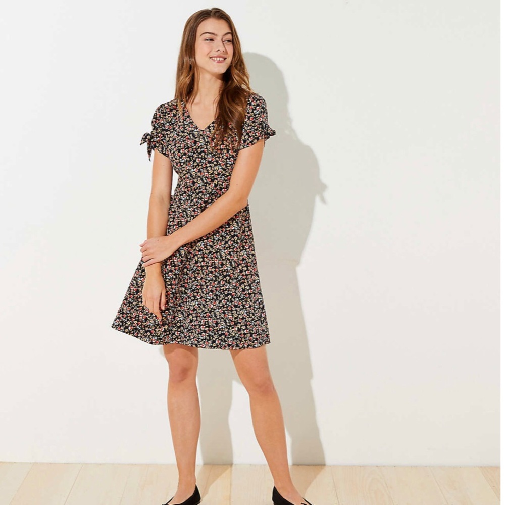 NWT Petite Floral Tie Sleeve Pocket Flare Dress